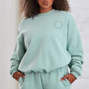 Set Active Gem Crewneck